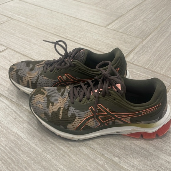 Asics Camouflage Sneakers with Orange Accents - Picture 3 of 5